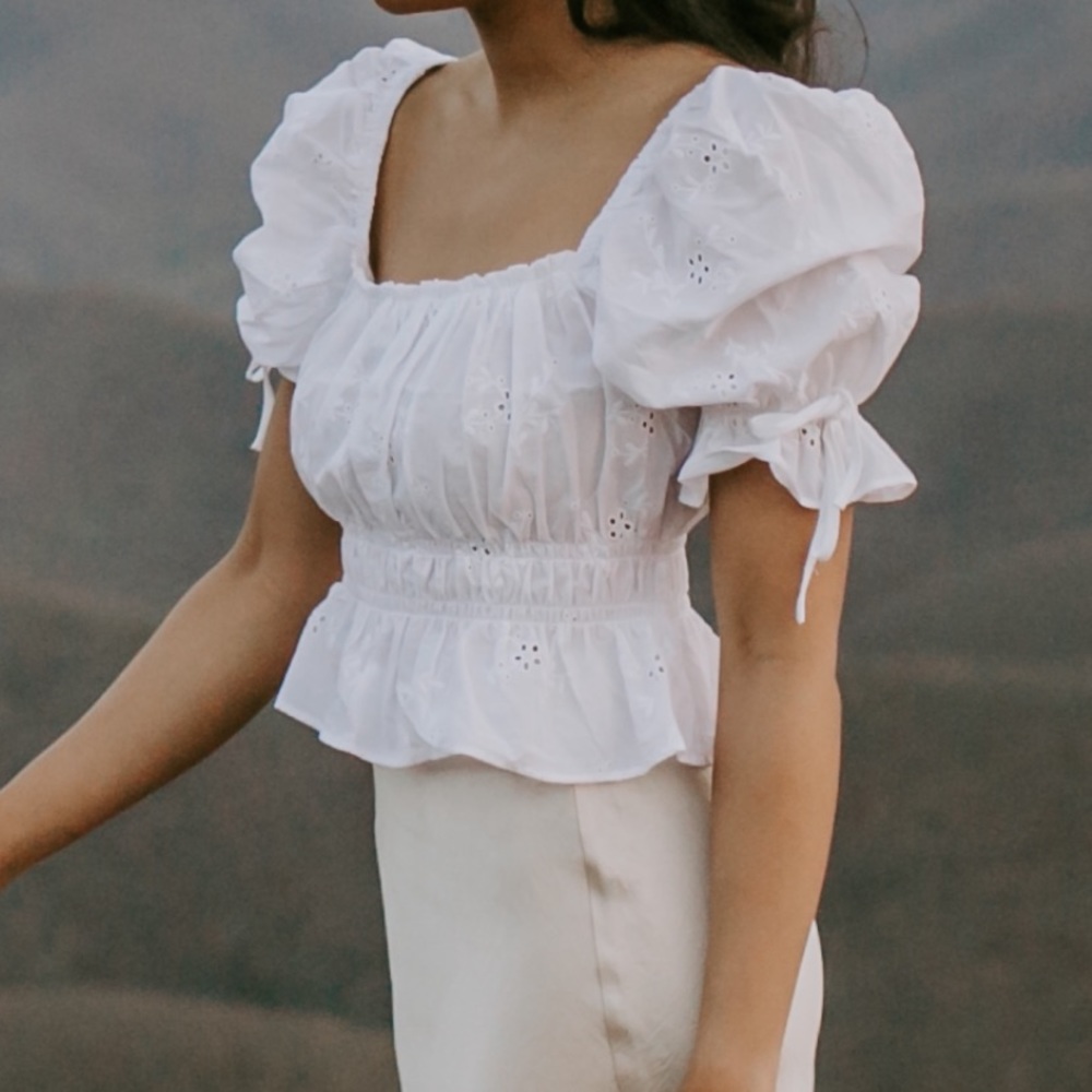 H&M White Puff-Sleeve Blouse